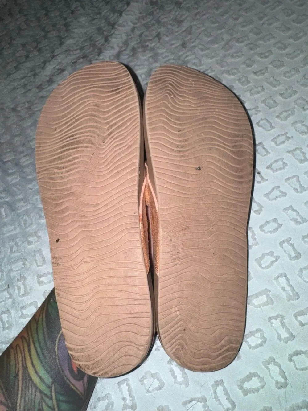Reef sandals size 10